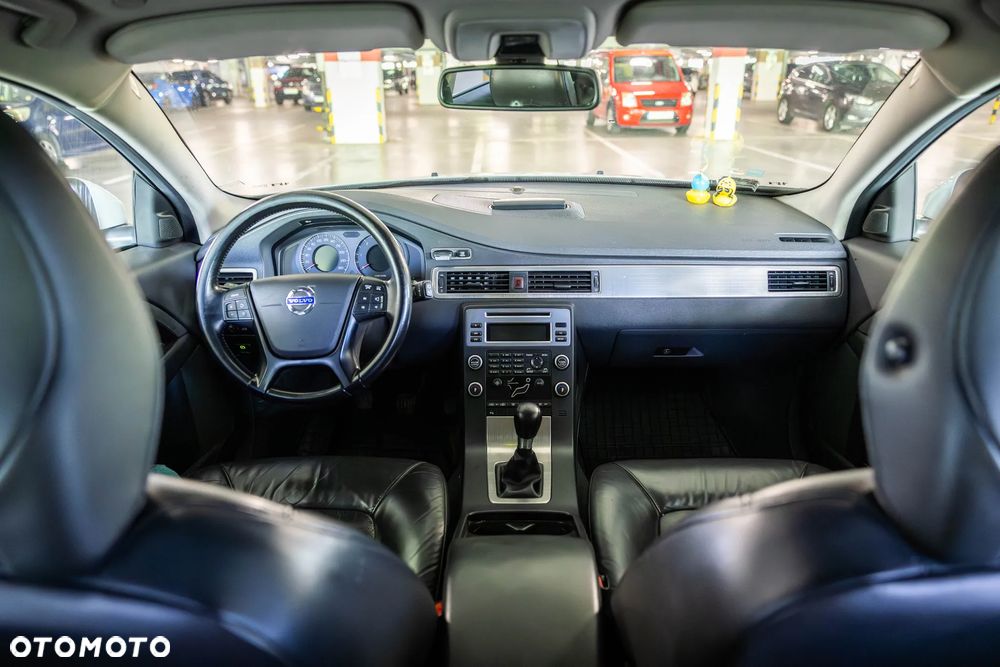 Volvo V70 2.0D Ocean Race - 17