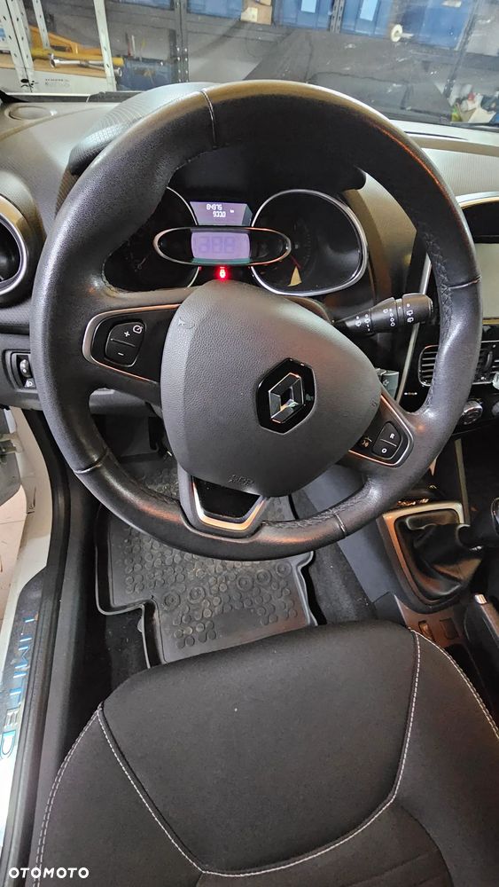 Renault Clio 1.2 16V Limited - 7