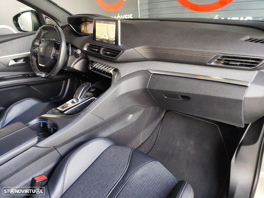 Peugeot 3008 1.6 BlueHDi GT Line Grip Control EAT6 - 35