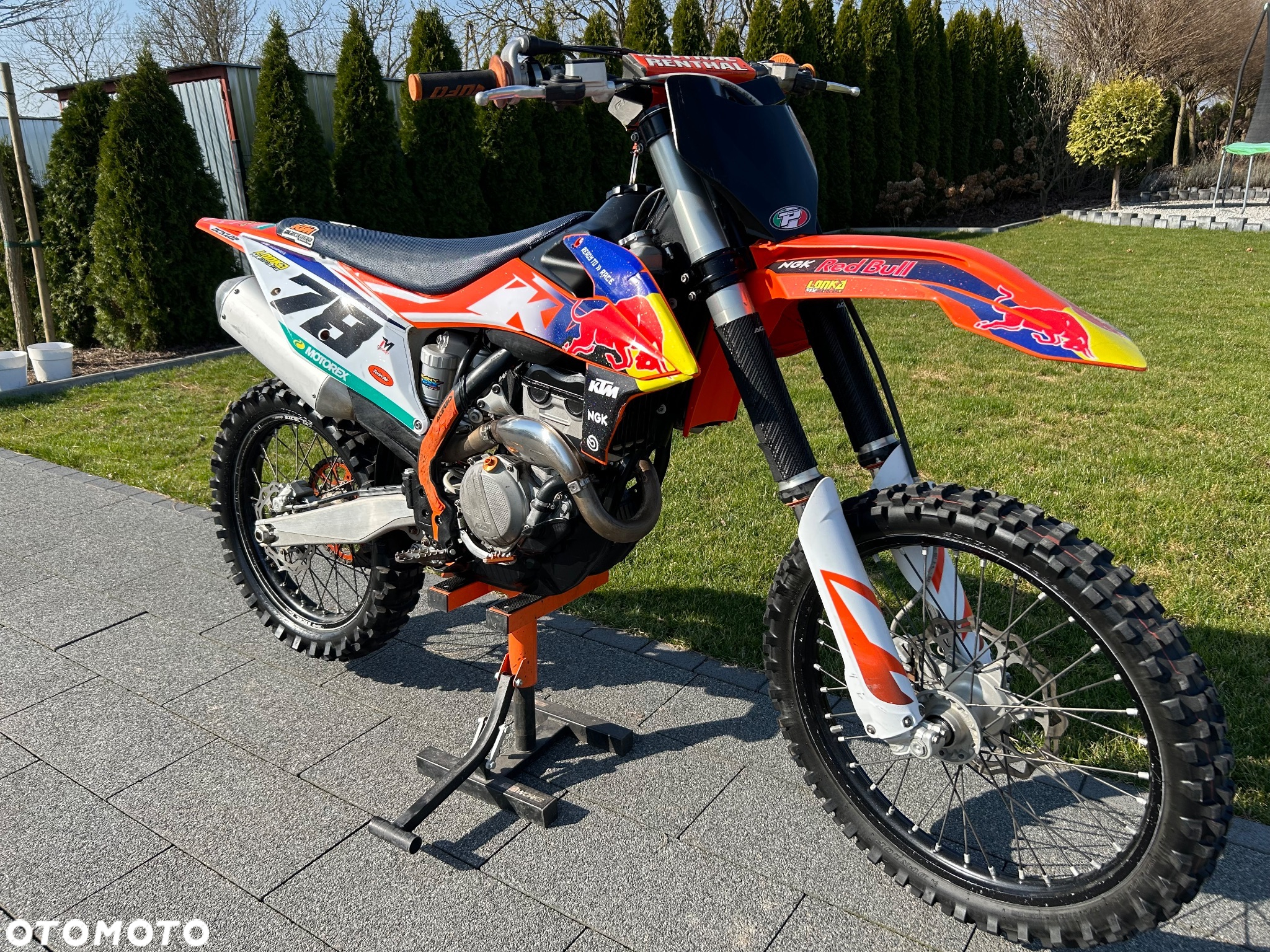 KTM SXF - 9