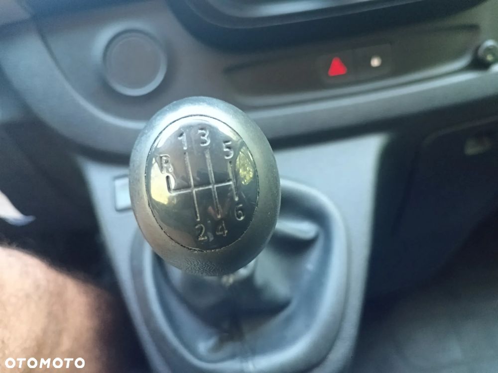 Renault Trafic - 31