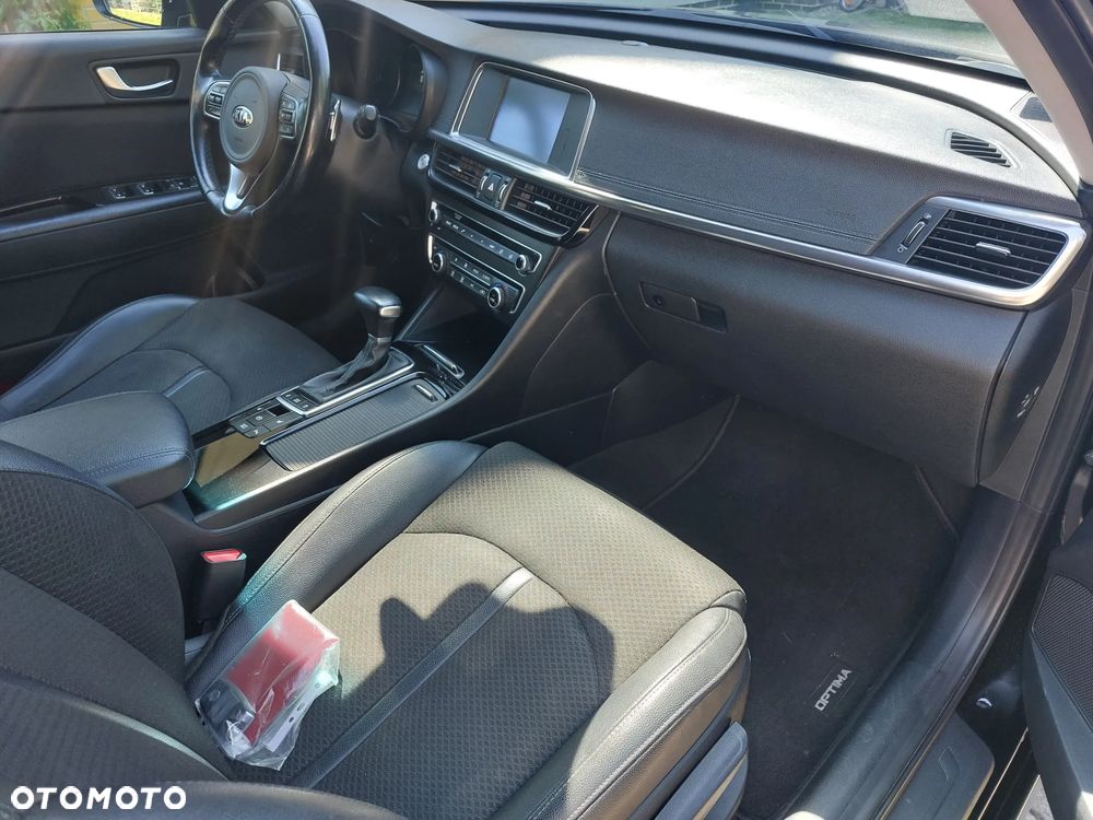 Kia Optima 1.7 CRDI L DCT - 6