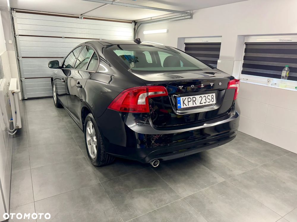 Volvo S60 D3 Geartronic Kinetic - 3