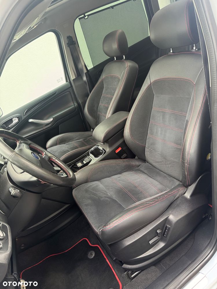 Ford S-Max 2.0 TDCi DPF Titanium - 11