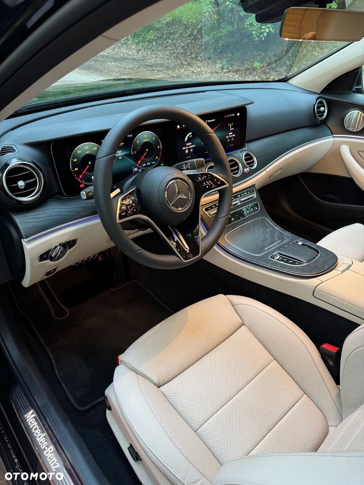 Mercedes-Benz Klasa E 220 d 4-Matic Business Edition - 7