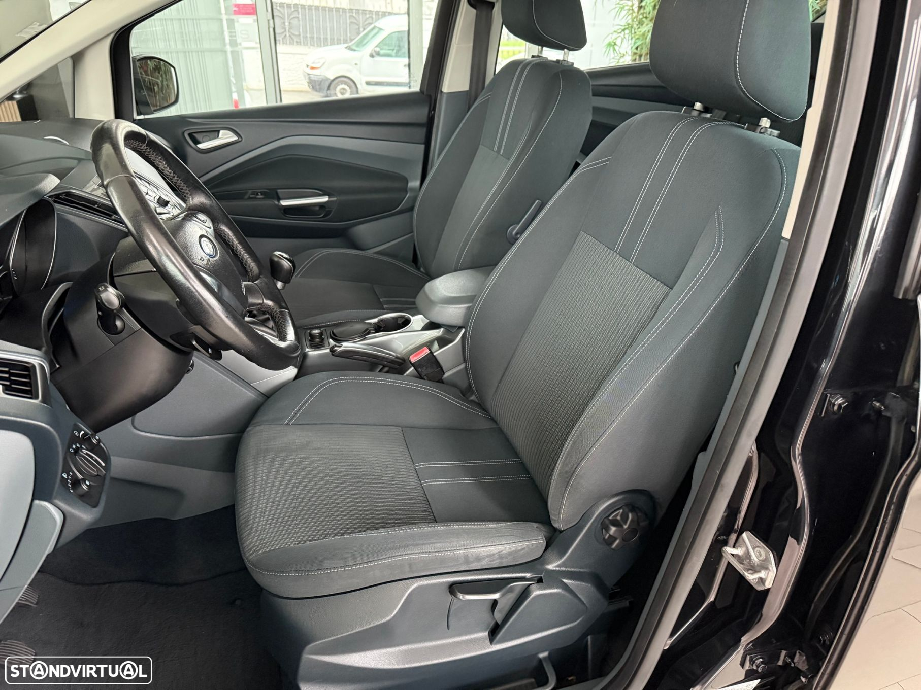 Ford C-Max 1.6 TDCi Titanium - 5