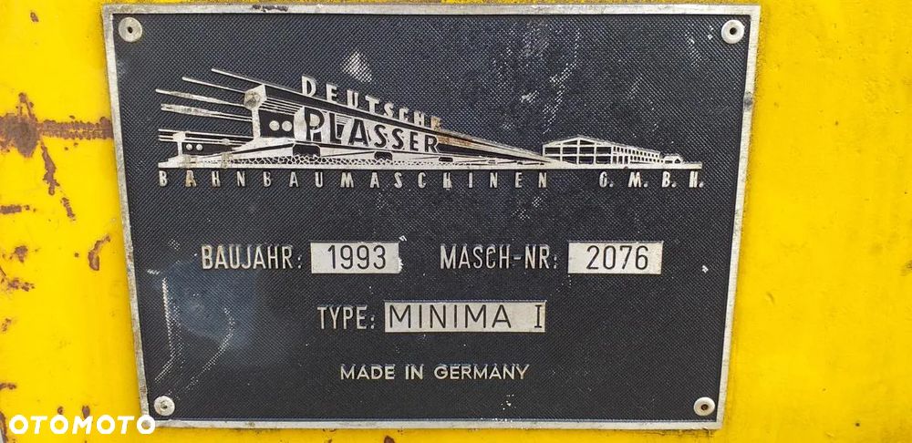 Inny Samojezdna podbijarka torowa PLASSER MINIMA I - 21
