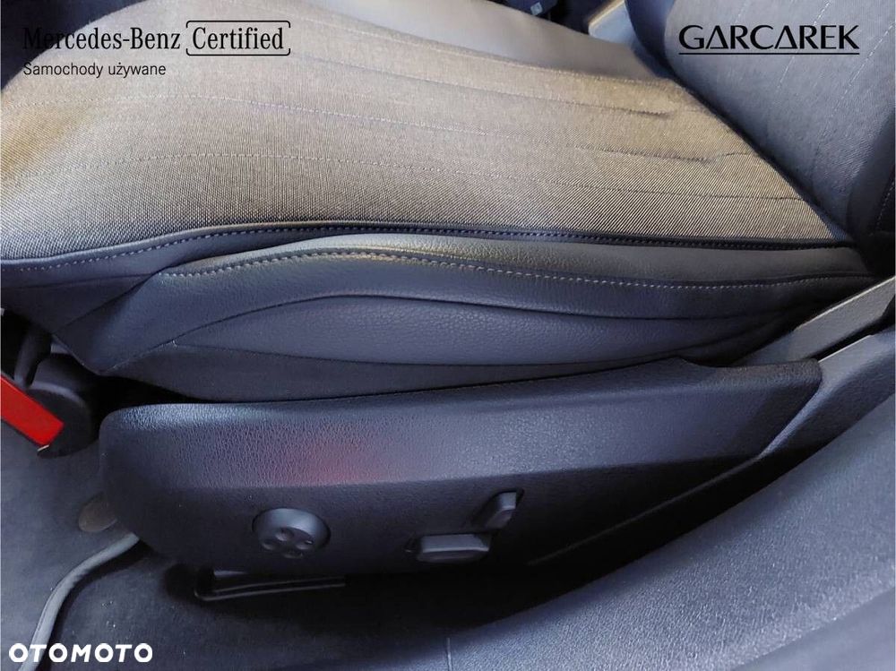 Mercedes-Benz Klasa E - 19