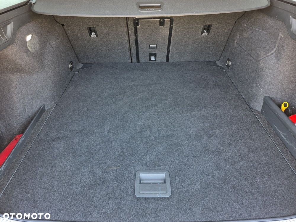Volkswagen Passat Variant 1.5 TSI EVO Business DSG - 30