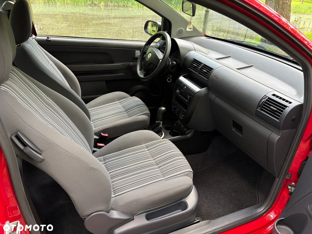 Volkswagen Fox - 5