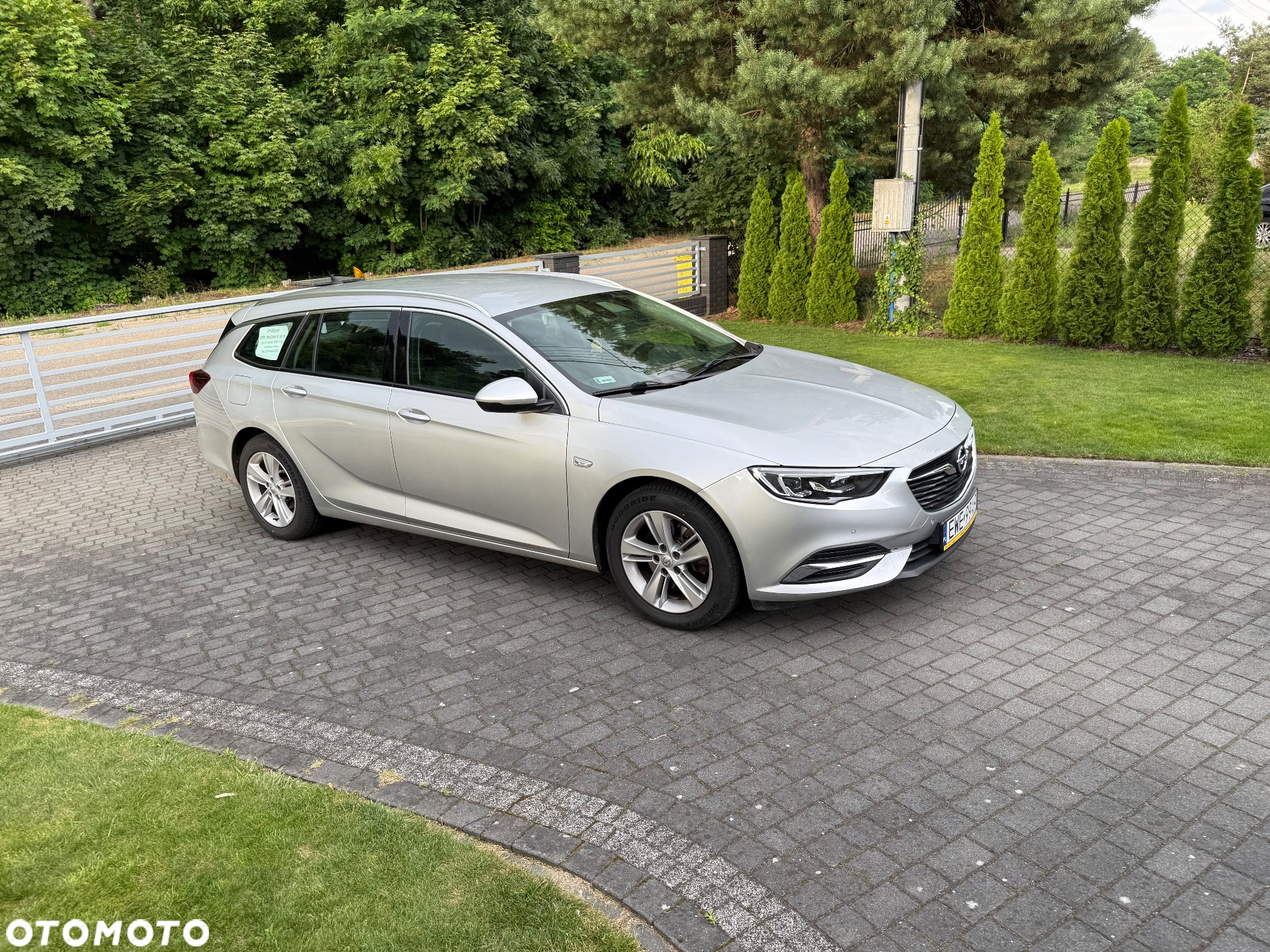 Opel Insignia - 8
