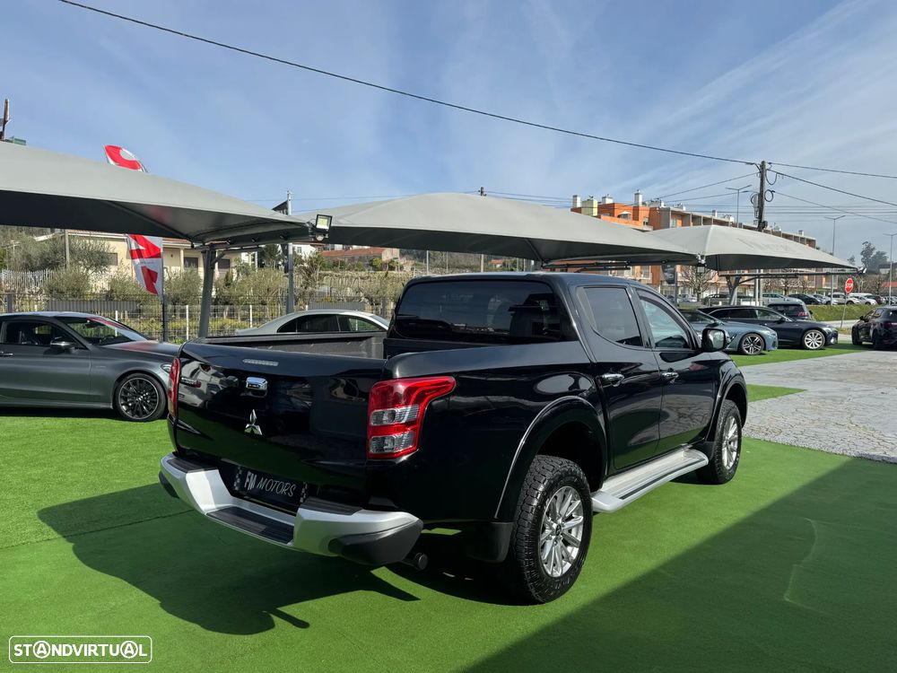 Mitsubishi L200 2.4 DI-D CD Instyle Strakar 4WD - 4