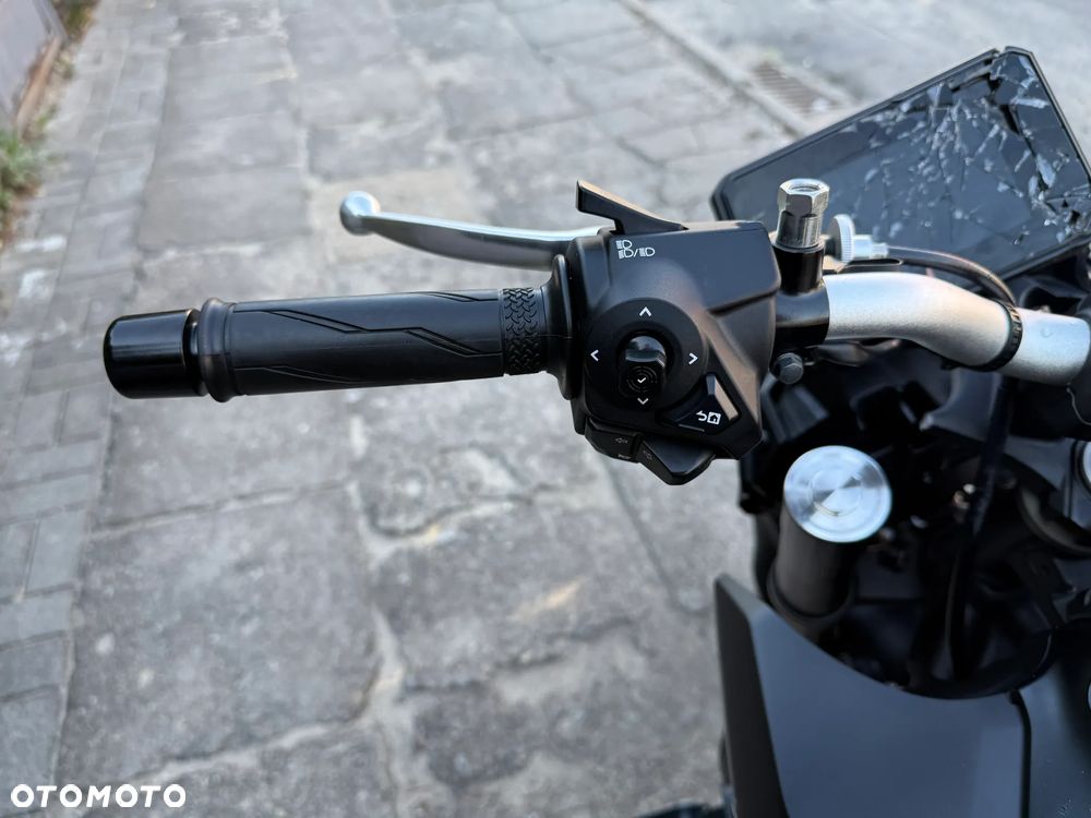 Yamaha MT - 13