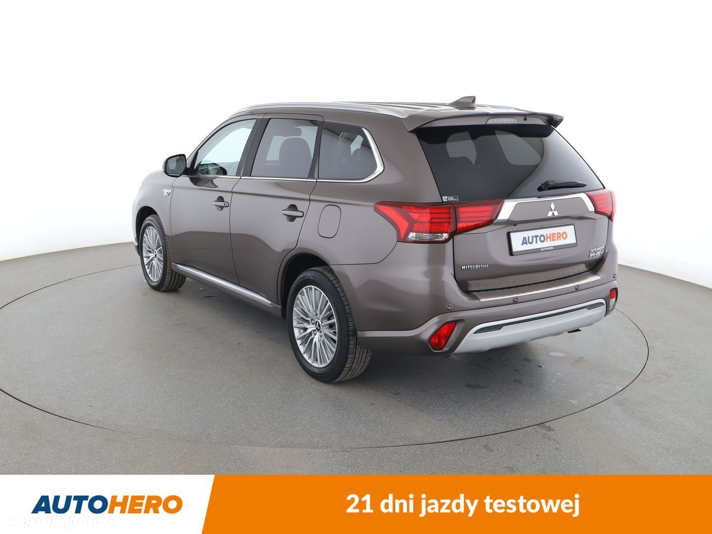 Mitsubishi Outlander - 4