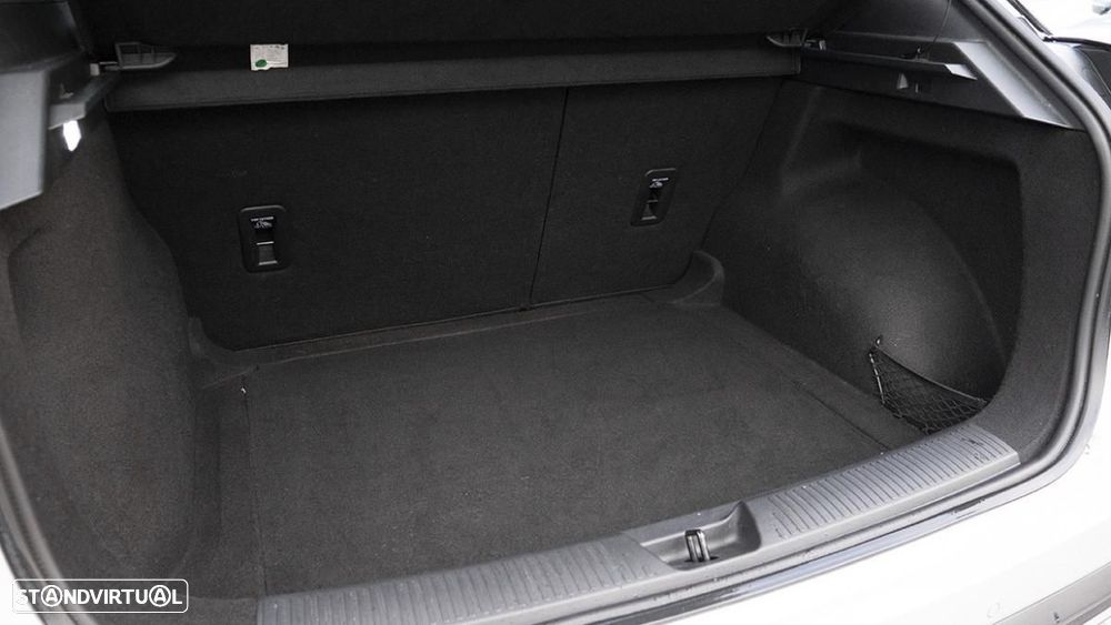 MG MG4 51 kWh Standard - 17