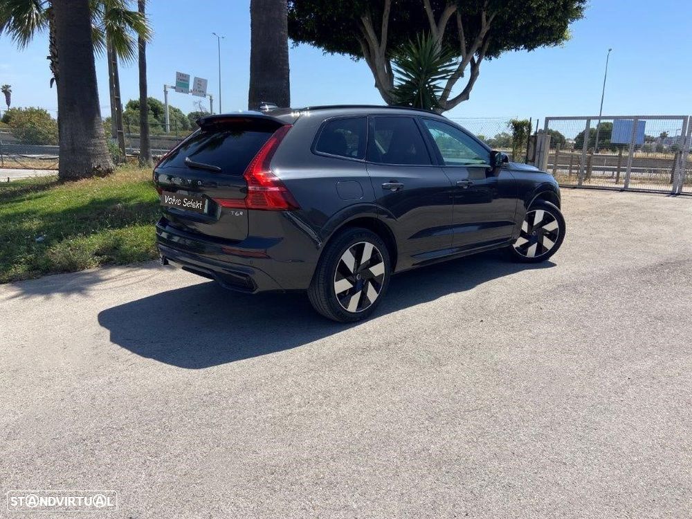 Volvo XC 60 2.0 T6 PHEV Plus Dark AWD - 32
