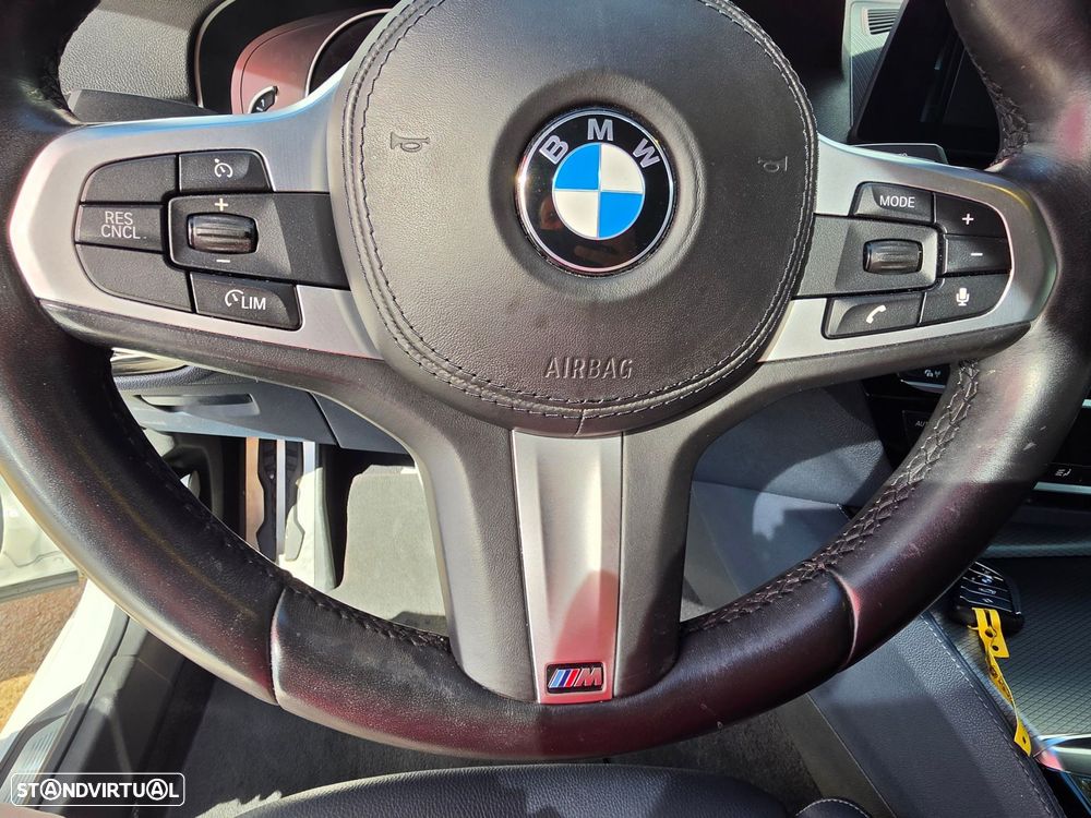 BMW 530 e iPerformance Pack M - 23