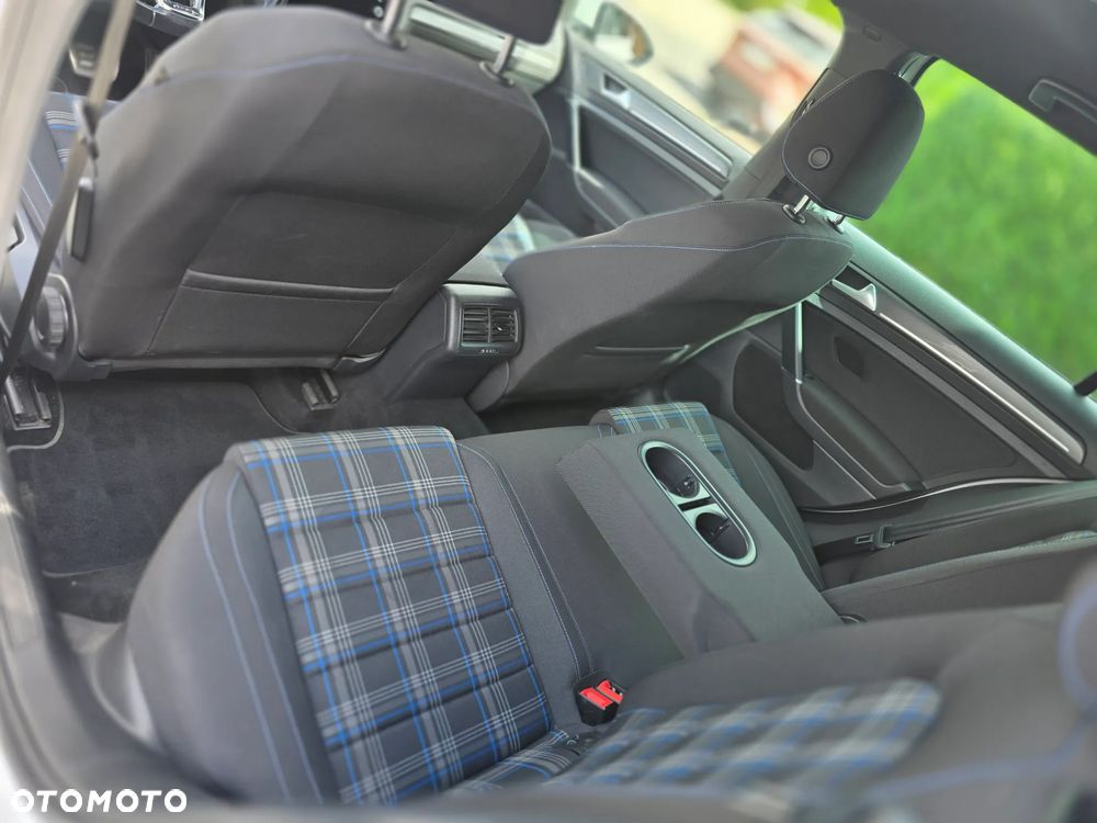 Volkswagen Golf 1.4 GTE Plug-In-Hybrid DSG - 10