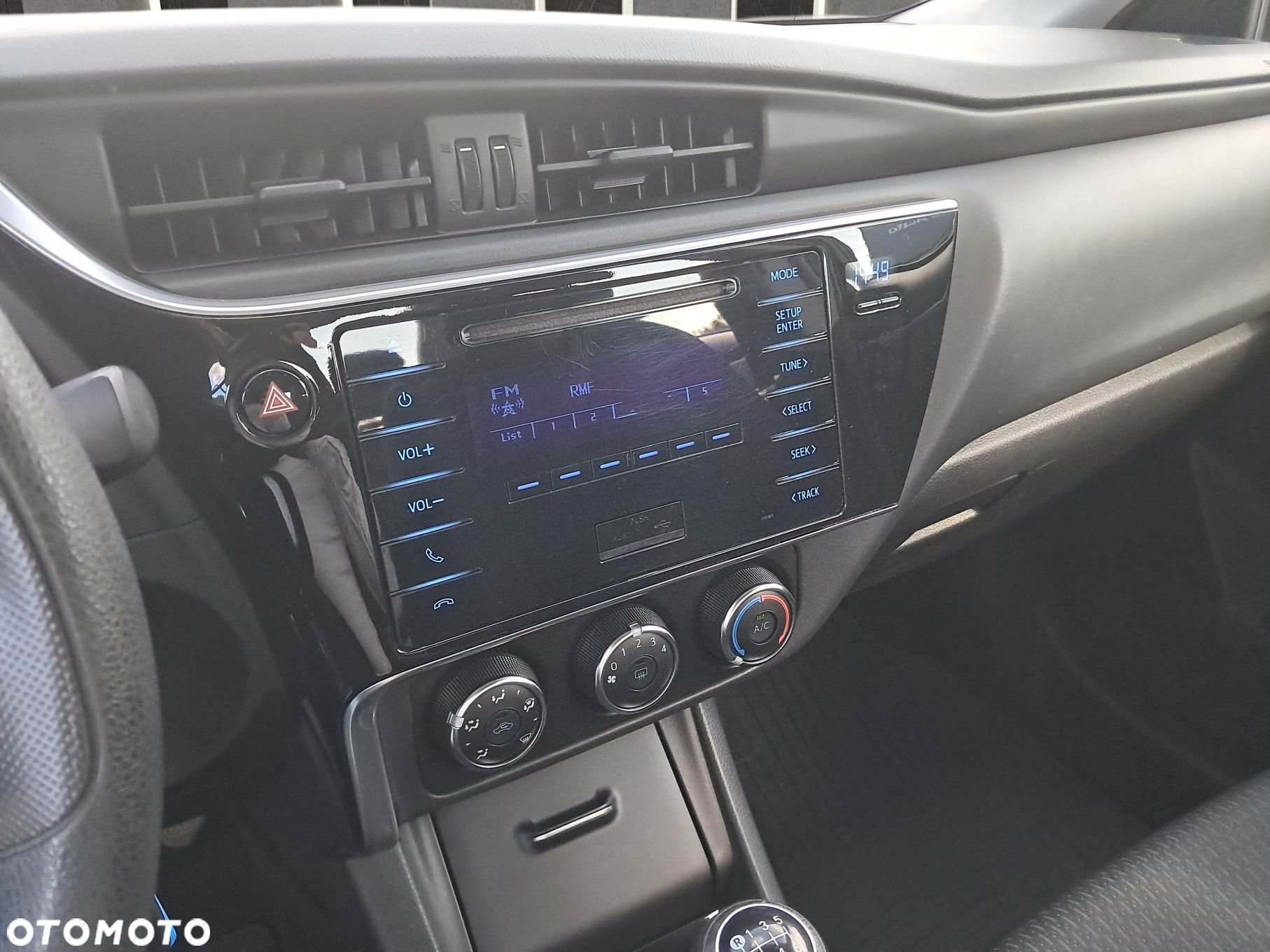Toyota Corolla 1.6 Active EU6 - 22
