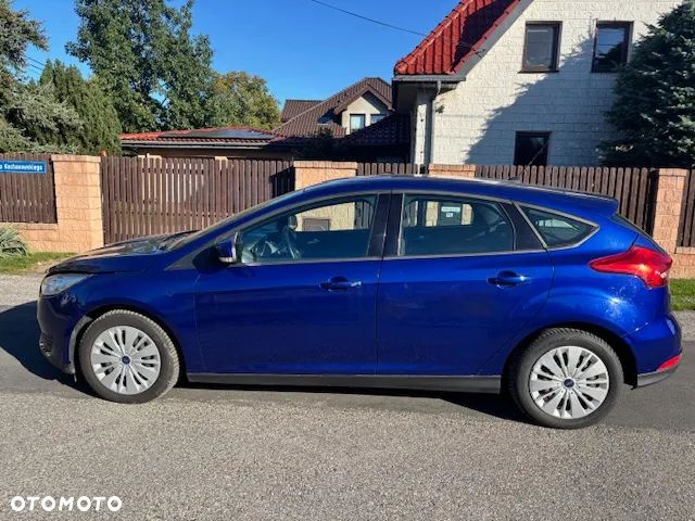 Ford Focus 1.6 Trend - 4