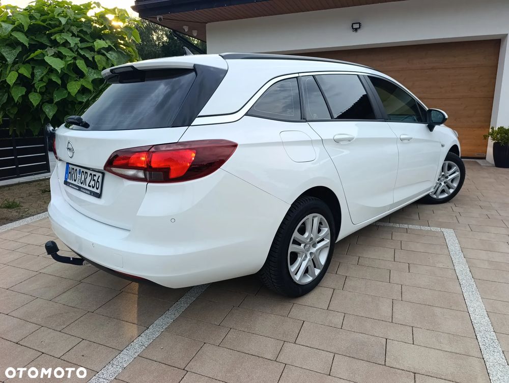Opel Astra - 16