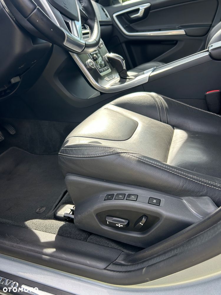 Volvo V60 - 17