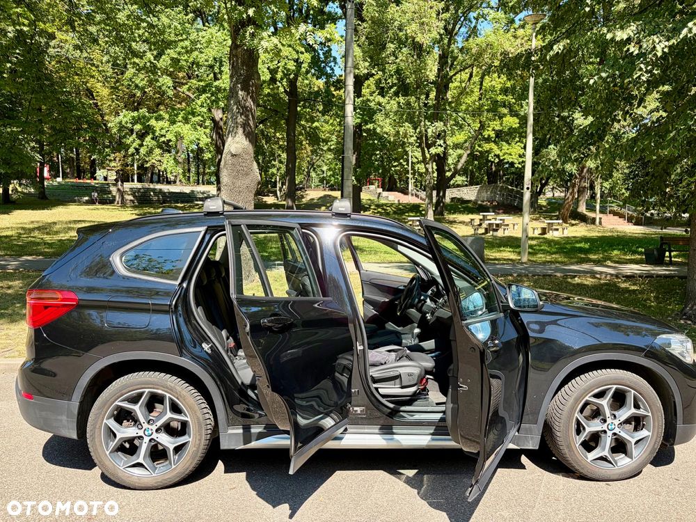BMW X1 sDrive18d xLine - 12