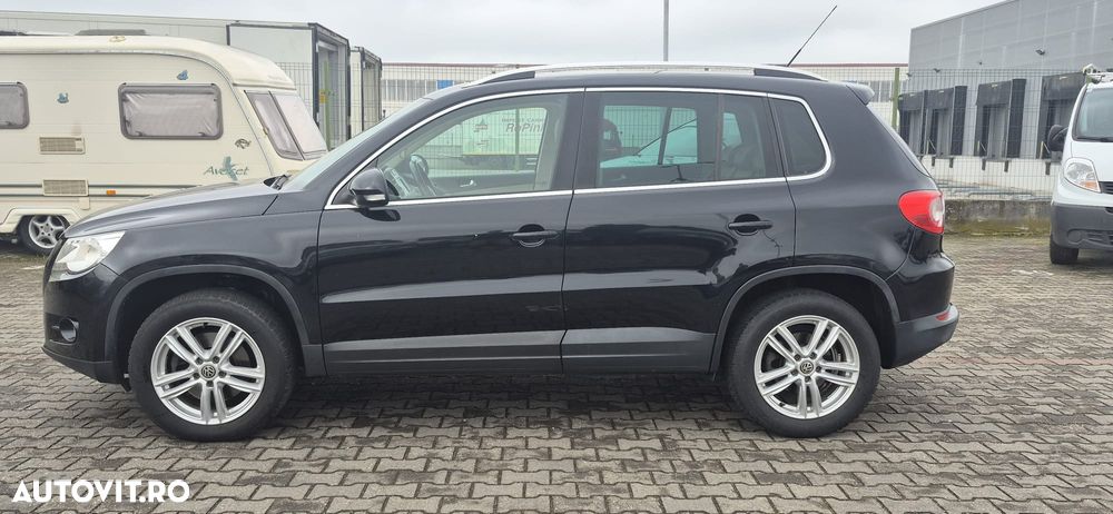 Volkswagen Tiguan - 14