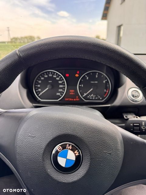 BMW Seria 1 116d DPF - 6