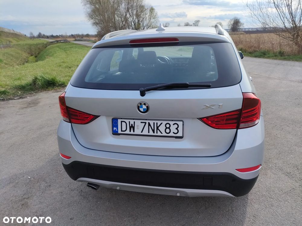 BMW X1 sDrive18i - 13
