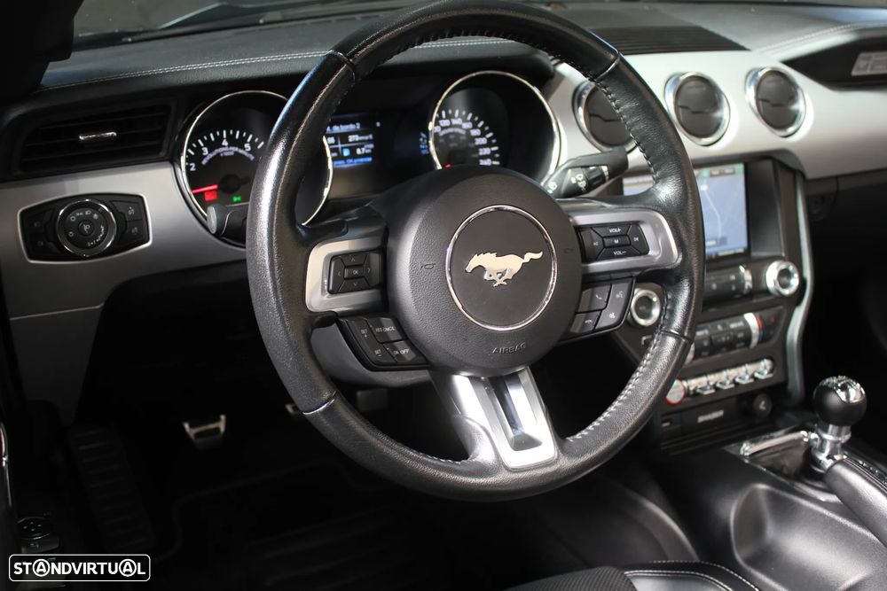 Ford Mustang Cabrio 2.3 Eco Boost - 12