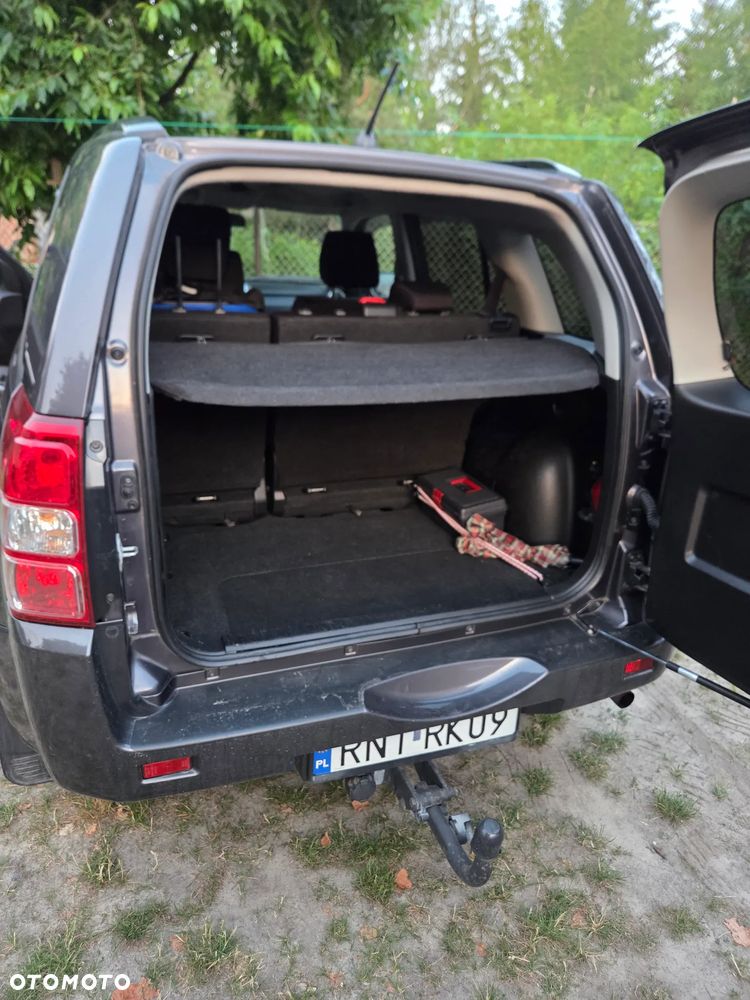 Suzuki Grand Vitara 2.4 Comfort - 10