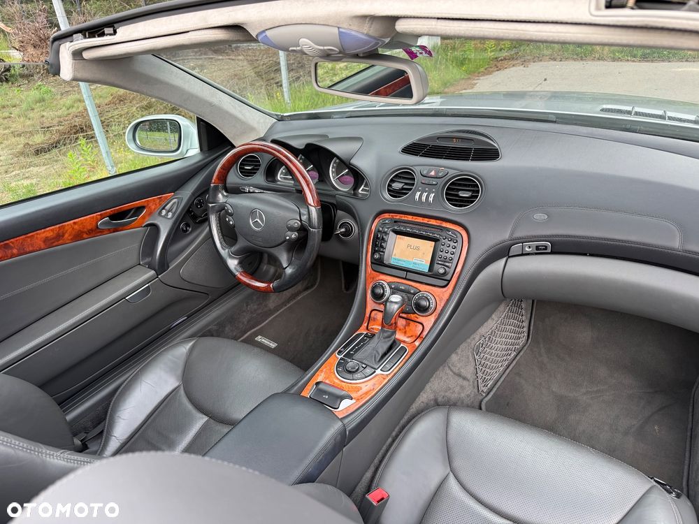 Mercedes-Benz SL 500 - 18