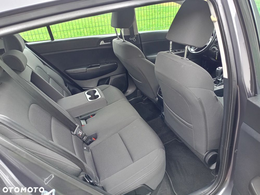 Kia Sportage 1.6 T-GDI 2WD SPIRIT - 23