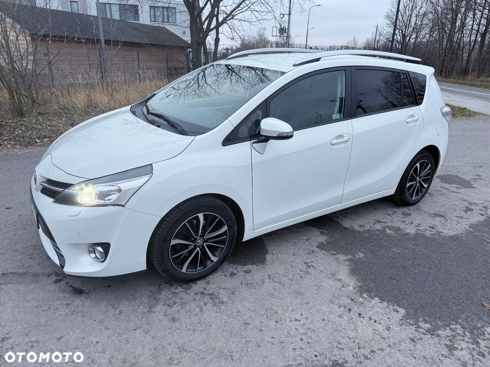 Toyota Verso 1.8 Premium 7os MS - 28