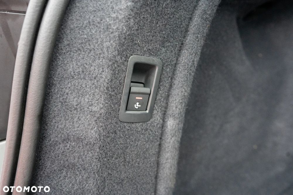 Audi A4 Avant 35 TDI S tronic advanced - 34