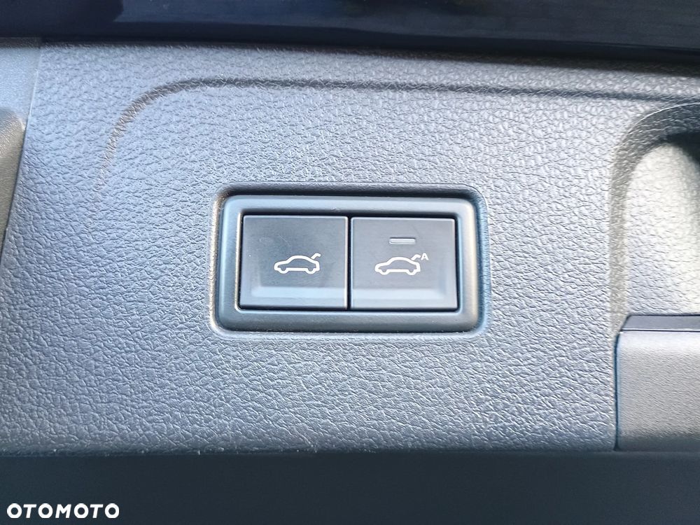 Volkswagen Passat 2.0 TDI Elegance DSG - 15