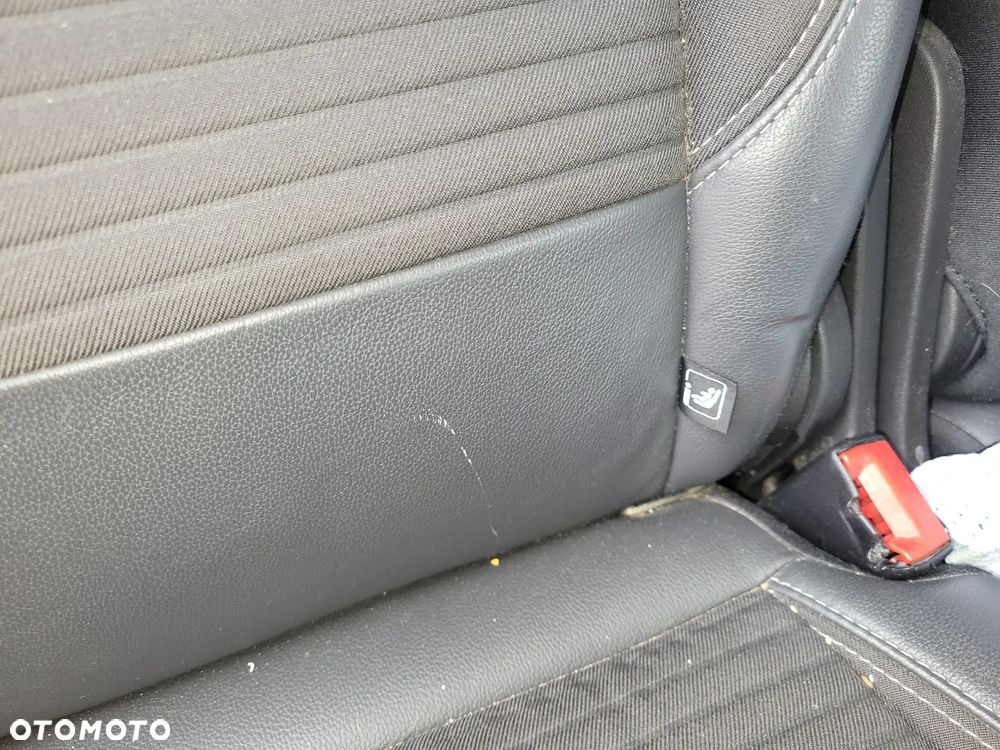 Ford Kuga 1.5 EcoBoost FWD Titanium ASS MMT6 - 23