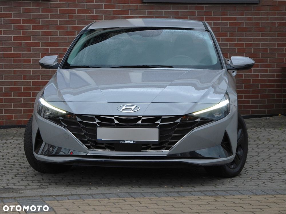 Hyundai Elantra 1.6 Smart CVT - 16