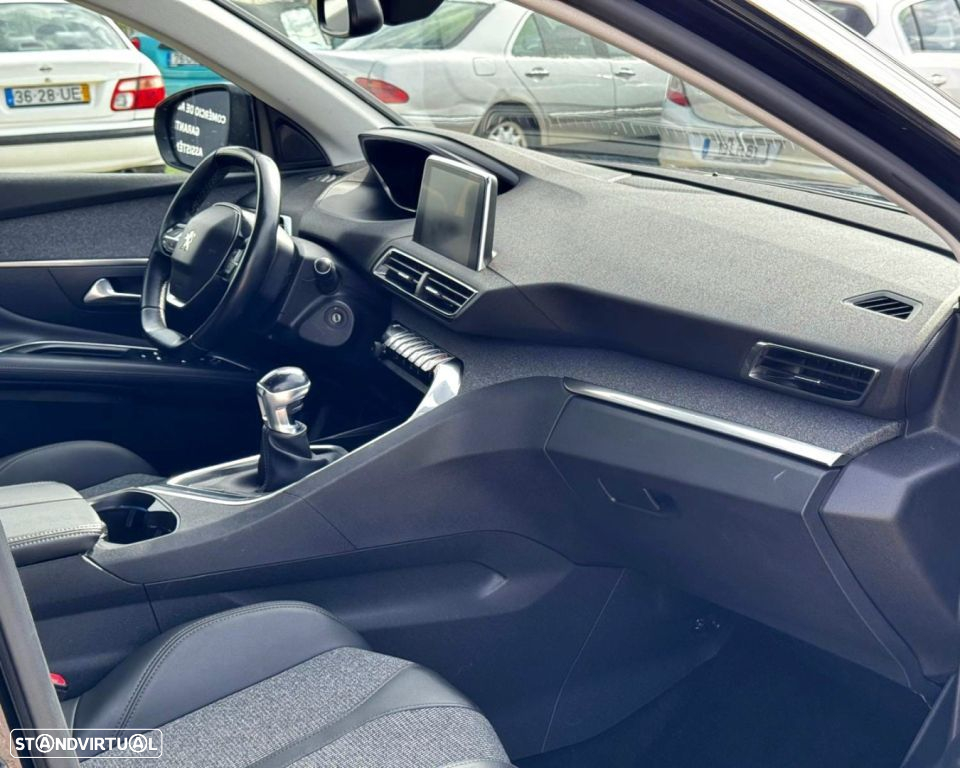 Peugeot 3008 1.5 BlueHDi Allure - 10