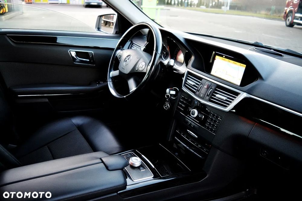 Mercedes-Benz Klasa E 350 CDI DPF 4Matic BlueEFFICIENCY 7G-TRONIC Avantgarde - 6