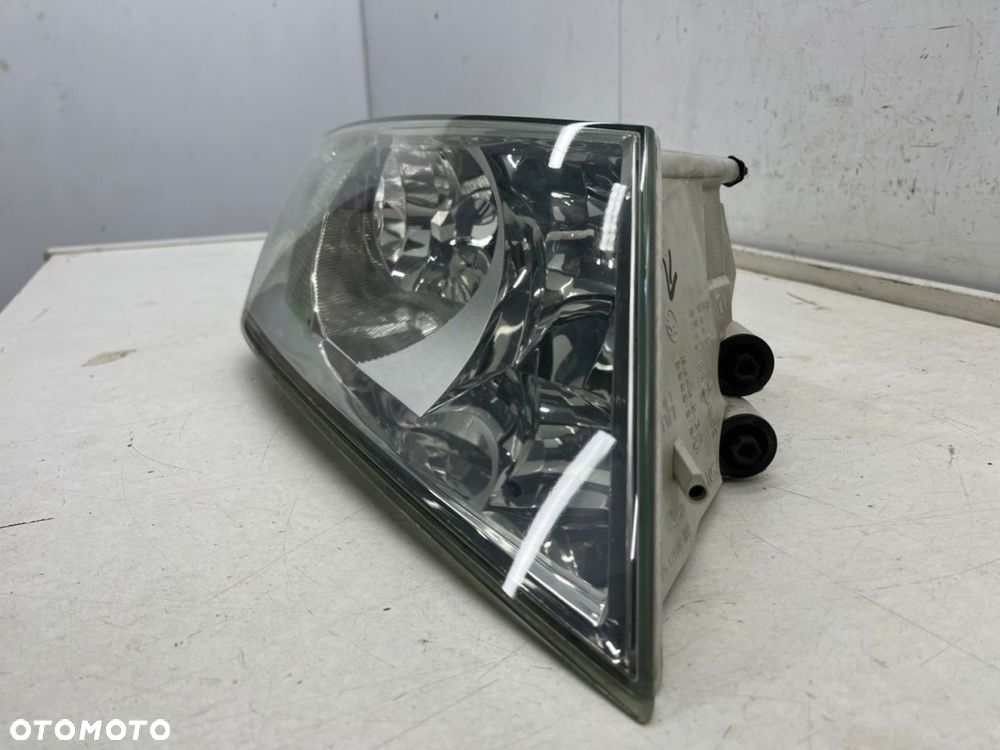 Lampa reflektor Skoda Octavia 2 II 04-08r. prawa przednia Europa zwykła H7 H1 oryginal - 7