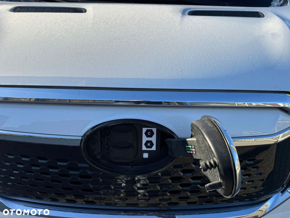 Maxus E-Deliver 9 - 8