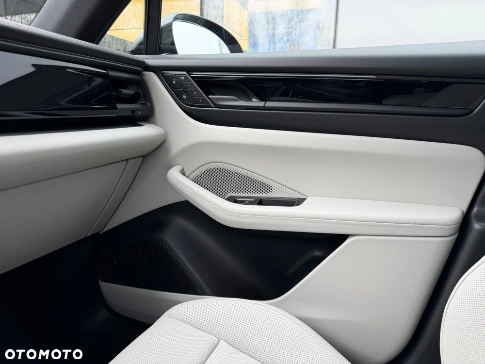 Porsche Macan 4 100kWh - 27