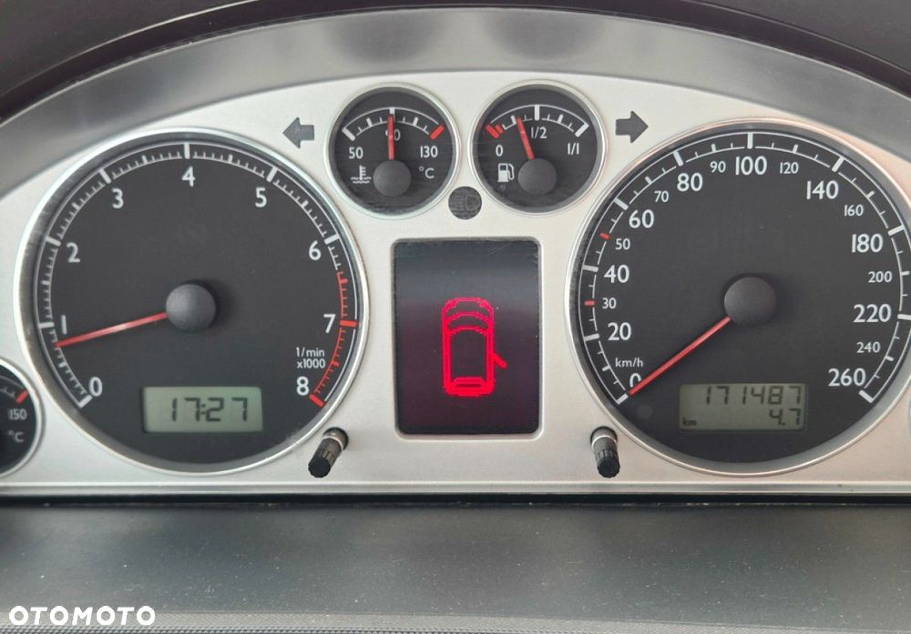 Volkswagen Sharan - 9