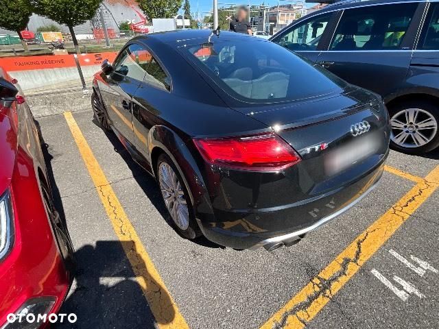 Audi TT S Coupé - 3