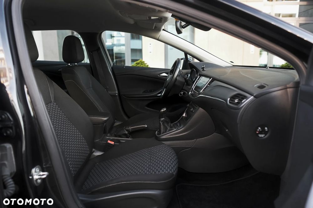 Opel Astra 1.6 CDTI Sport - 28