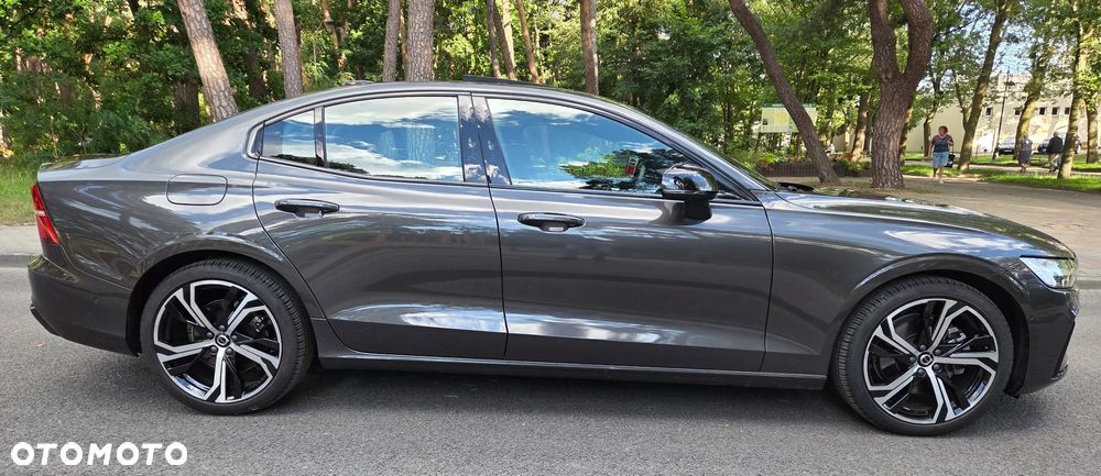 Volvo S60 B5 B AWD Ultimate Dark - 5