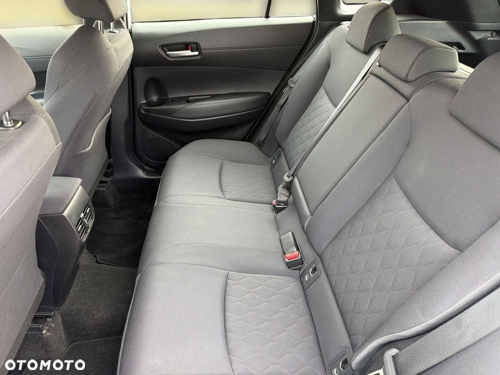 Toyota Corolla Cross - 15