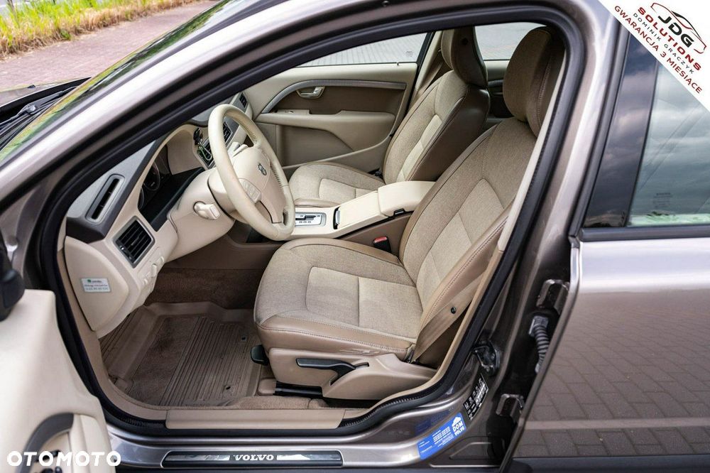 Volvo XC 70 - 15